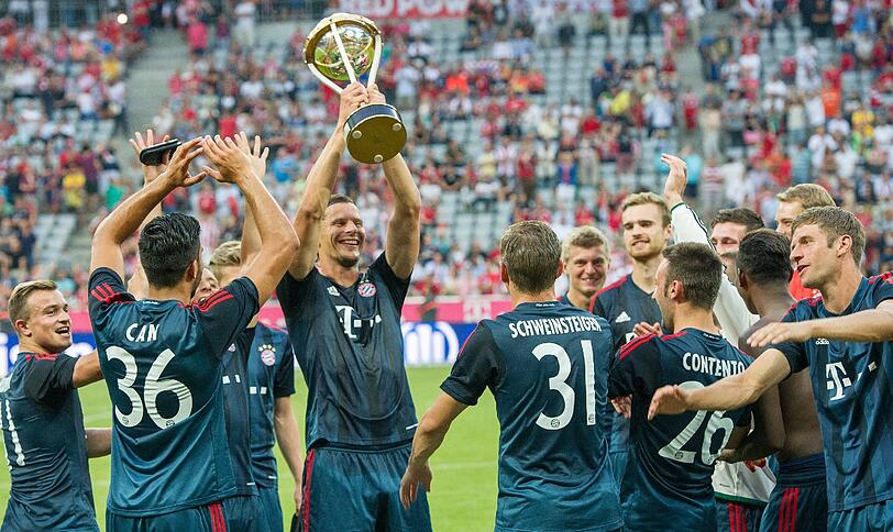 DANIEL VAN BUYTEN NOTE 3
Für Dante hinten drin (59.). Wird es schwer haben, seinen Platz zu finden, kämpft jedoch um Einsatzminuten. Am Ende Kapitän der 2. Halbzeit.