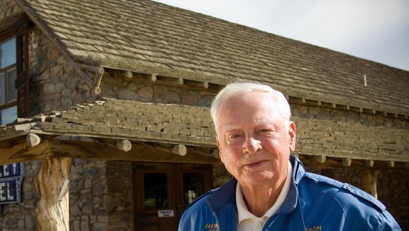 Der Hotelier und Milliardär Barron Hilton starb im Alter von 91 Jahren. Der Hotelier und Milliardär Barron Hilton starb im Alter von 91 Jahren.