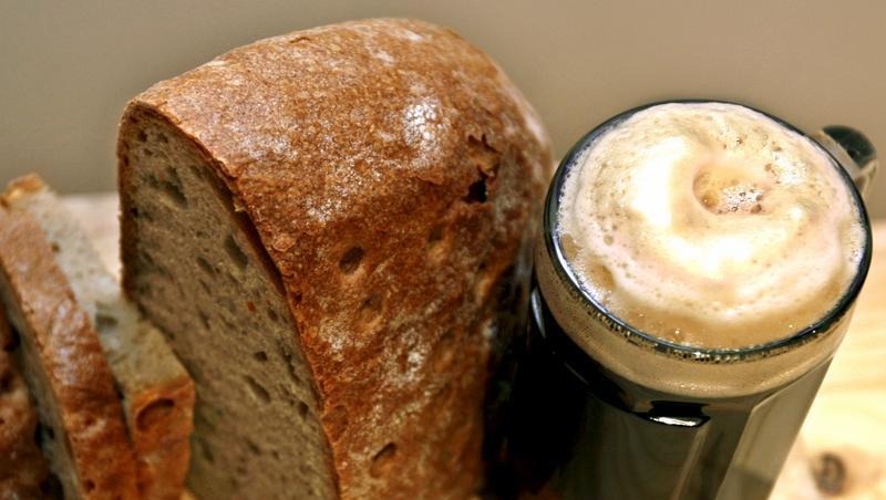 Die Branchenverbände erwarten Preiserhöhungen bei Brot und Bier. Die Branchenverbände erwarten Preiserhöhungen bei Brot und Bier.