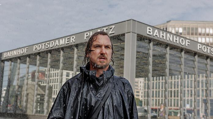 Lars Eidinger in Tom Tykwers Film "Das Licht"
