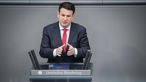 Bundesarbeitsminister Hubertus Heil wirbt für Transparenz im Bereich Künstliche Intelligenz.
