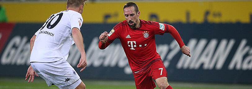 FRANCK RIBÉRY: NOTE 3.
Seit der Verletzung gegen Donezk (11. März) erstmals wieder in der  
Startelf. War an vielen Angriffen beteiligt, jedoch ohne Fortune. Noch  
lange nicht der Alte &ndash; zur Pause raus.