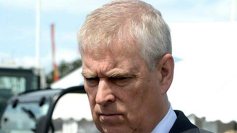 Prinz Andrew soll in den USA als Zeuge aussagen, fordern Anwälte
