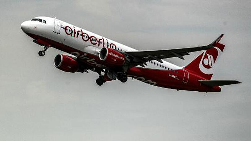 Die insolvente Fluggesellschaft Airberlin soll an mehrere Käufer gehen, mit denen derzeit verhandelt wird.