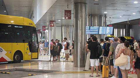 Der Preis für einen Fahrschein in Bus und U-Bahn in Palma wird teurer.