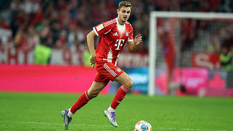 Josip Stanisic wird den Bayern in den kommenden Wochen fehlen.