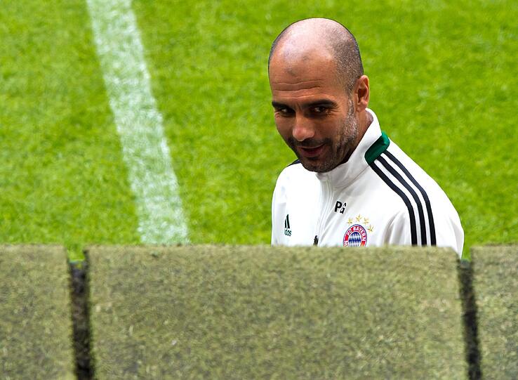 Das erste Training unter Pep! Wir zeigen die besten Bilder vom Trainingsauftakt der Bayern!