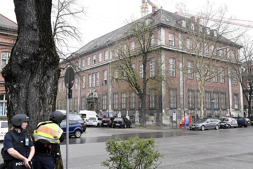 Die Polizei probt in dieser Woche im Schlachthofviertel den Ernstfall - klicken Sie sich durch!