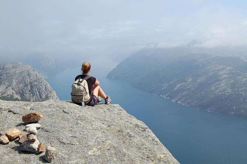 Jugendliche in Norwegen: Mit Reisestipendien können junge Leute die Welt entdecken.
