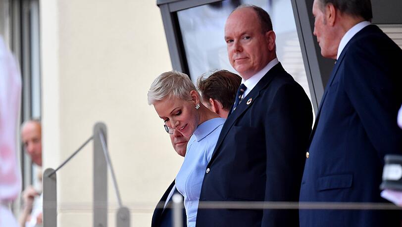 Beim Großen Preis von Monaco zeigten sich Charlène und Albert gemeinsam. Bei dem Rennen war aber auch die Ex-Geliebte des Fürsten geladen.