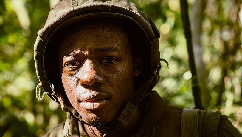 Allen Nelson (Rodney Hicks) als amerikanischer Soldat in Vietnam in Shinya Tsukamotos Film „Mr. Nelson, did you kill people?“ Allen Nelson (Rodney Hicks) als amerikanischer Soldat in Vietnam in Shinya Tsukamotos Film „Mr. Nelson, did you kill people?“