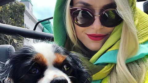 Die ehemalige Skirennläuferin Lindsey Vonn im stylischen Retro-Look