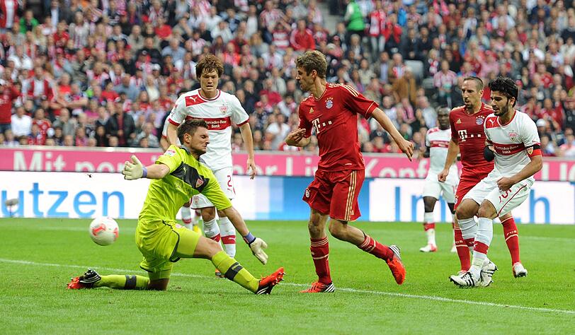 Mit 6:1 gegen Stuttgart verteidigt der FC Bayern die Tabellenführung verteidigt - und legt den besten Saisonstart seit fünf Jahren hin. Die Bilder vom Spiel