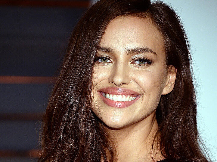 Irina Shayk soll inzwischen mit Schauspieler Bradley Cooper liiert sein