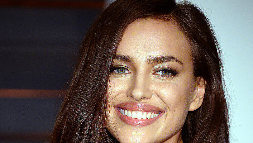 Irina Shayk soll inzwischen mit Schauspieler Bradley Cooper liiert sein Irina Shayk soll inzwischen mit Schauspieler Bradley Cooper liiert sein