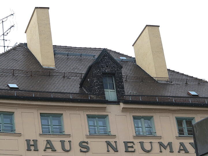 Schlafwandler darf man in diesem Haus nicht sein.