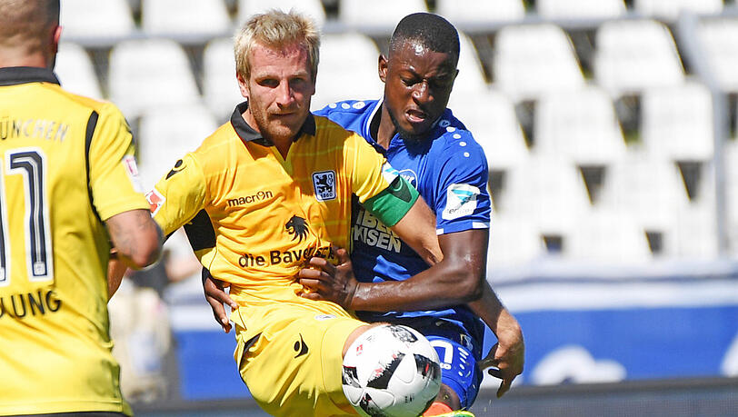 Stefan Aigner konnte gegen Karlsruhe nicht als Matchwinner glänzen. Stefan Aigner konnte gegen Karlsruhe nicht als Matchwinner glänzen.