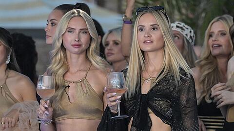 Shania und Davina Geiss sind mittlerweile 21 und 22 Jahre alt.