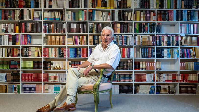 Die Bücher des Autors Philipp Vandenberg sind in mehr als 30 Sprachen übersetzt worden. (Archivbild) Die Bücher des Autors Philipp Vandenberg sind in mehr als 30 Sprachen übersetzt worden. (Archivbild)