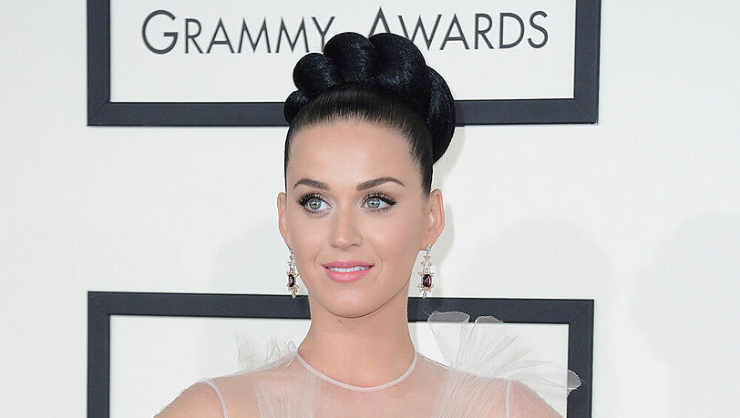 Katy Perry erfuhr im Dezember 2011 per SMS von Russell Brands Scheidungswünschen Katy Perry erfuhr im Dezember 2011 per SMS von Russell Brands Scheidungswünschen