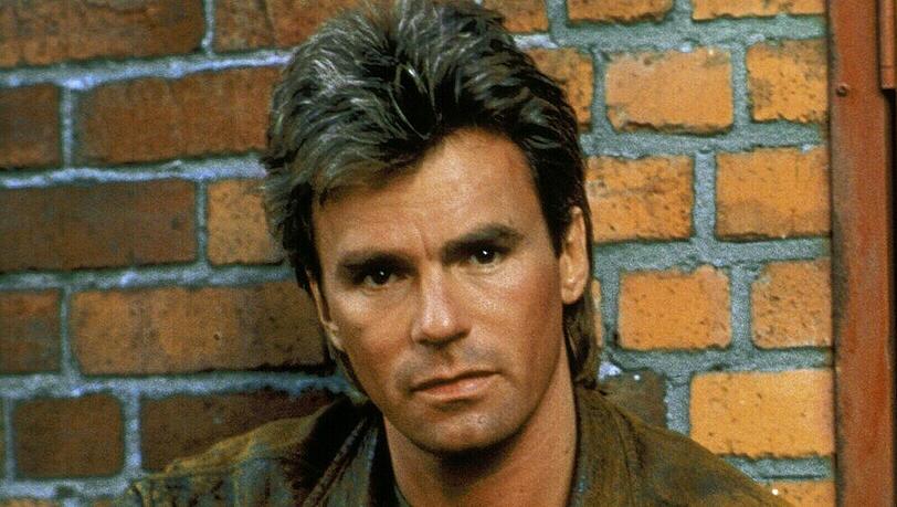 Das Haar mag grauer geworden sein und einige Pfunde sind auch hinzugekommen - in Erinnerung bleibt Richard Dean Anderson aber als adretter Angus MacGyver Das Haar mag grauer geworden sein und einige Pfunde sind auch hinzugekommen - in Erinnerung bleibt Richard Dean Anderson aber als adretter Angus MacGyver