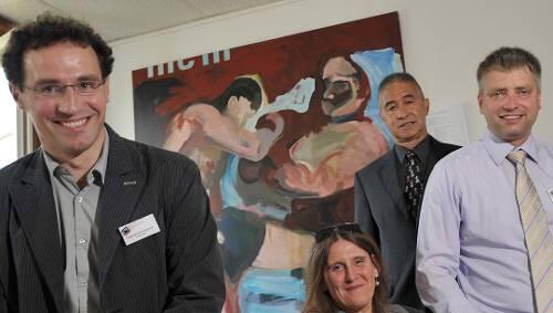 An sie können sich männliche Opfer von sexueller Gewalt wenden: das Team der Jugendberatung „Schlupfwinkel e.V. An sie können sich männliche Opfer von sexueller Gewalt wenden: das Team der Jugendberatung „Schlupfwinkel e.V.