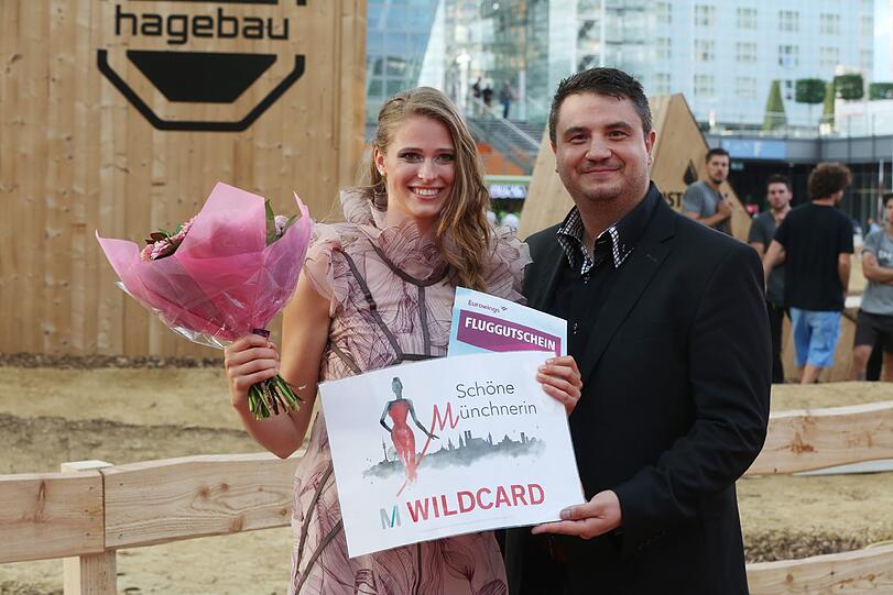 Die 24-jährige Carina schnappt sich die letzte verliebene Wildcard für das "Schöne Münchnerin"-Finale am 08. September.