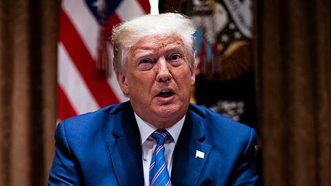 Donald Trump muss am Dienstag vor Gericht erscheinen.