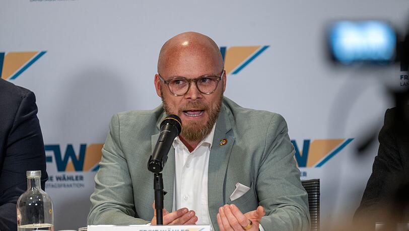 Bayerns Digitalminister Fabian Mehring fordert ein fixes Ablaufdatum für alle analogen Verwaltungsprozesse. (Archivbild)