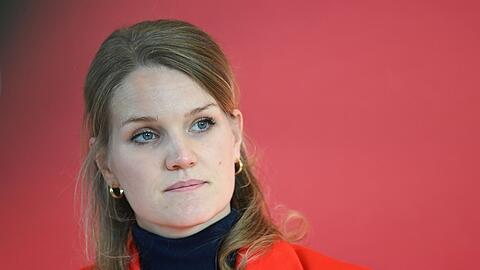 SPD-Fraktionsvize Sonja Eichwede sagt, die Identit&auml;t der Flugreisenden m&uuml;sse gekl&auml;rt sein. (Archivfoto)