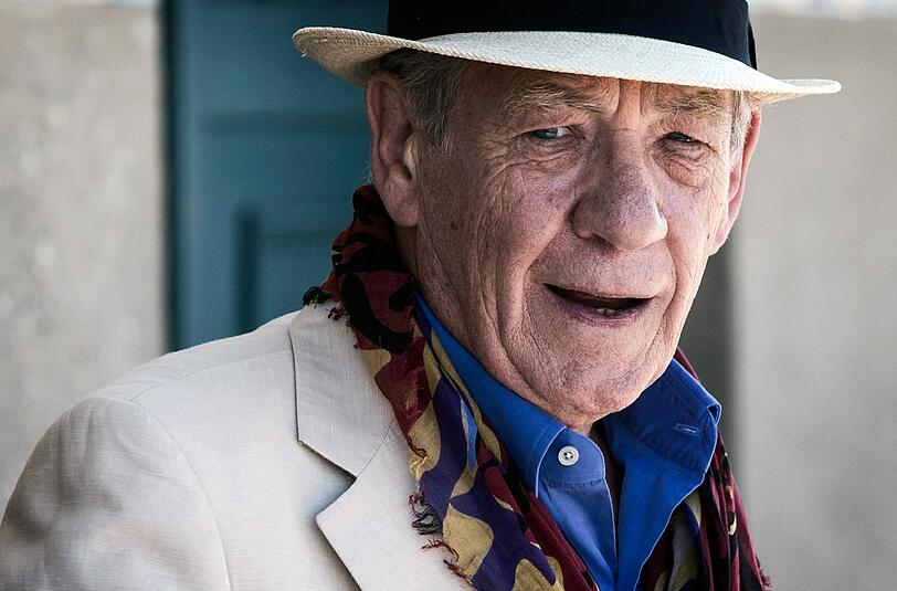 Ian McKellen ist überzeugt, dass auch schwule Schauspieler in Hollywood nicht die Anerkennung bekommen, die sie verdienen.