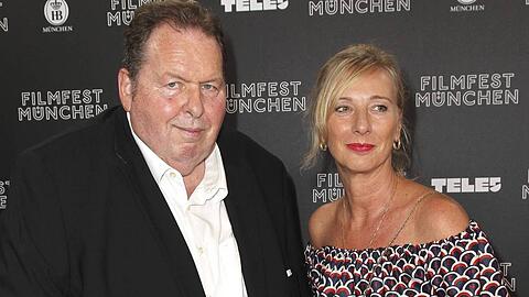 Ottfried Fischer mit Lebenspartnerin Simone Brandlmeier beim Filmfest Muenchen