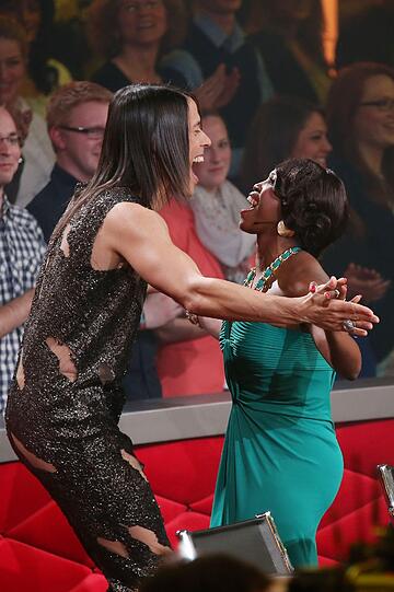 Jorge Gonzalez und Motsi Mabuse machen vor wie's geht.