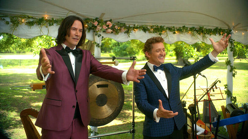 Keanu Reeves (l.) und Alex Winter in "Bill & Ted Face the Music".