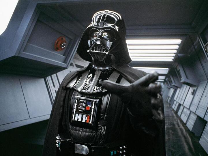 David Prowse ist Darth Vader.