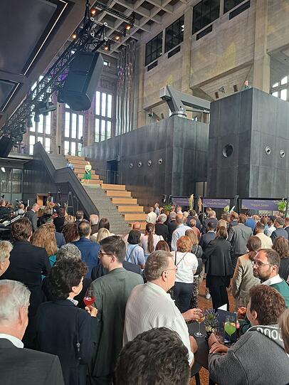 Das große Fest steigt im Kunstkraftwerk.
