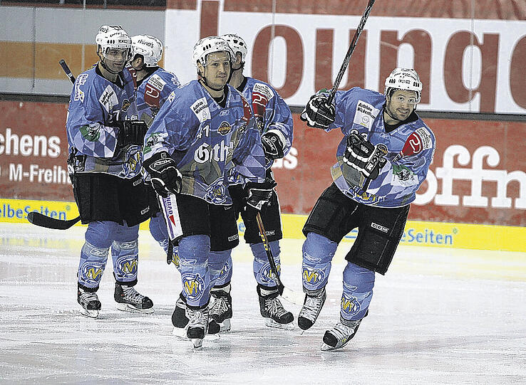 Geht es nach Coach Cortina, wird der EHC in dieser Saison viel Spaß bereiten.