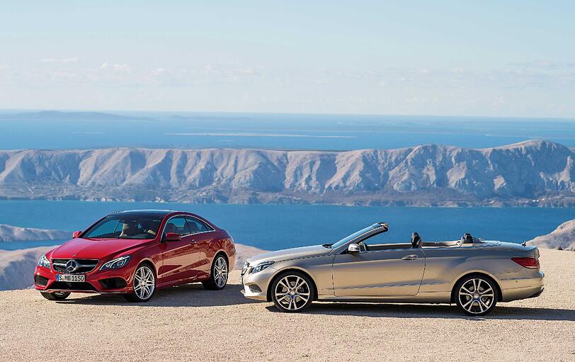 Neues Gesicht und einiges an neuer Technik: Mercedes hat nach Limousine und Kombi auch Cabrio und Coupé der E-Klasse überarbeitet.