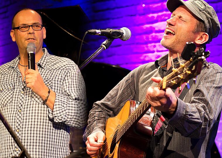Leiten den Song Slam im EINSTEIN Kultur: alex sebastian & The Rol