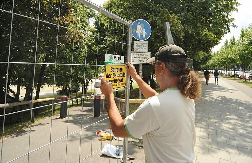 Rund eine Million Euro soll der Auf- und Abbau eines Zeltes kosten.