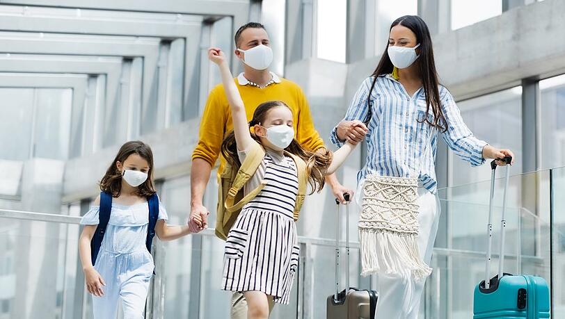 Ab dem 16. Mai ist das Tragen einer Maske an europäischen Flughäfen und in Flugzeugen nicht mehr verpflichtend.