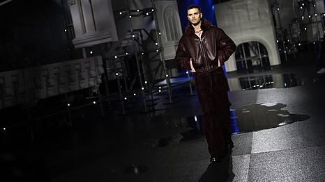 Romeo Beckham war einer der Hingucker bei der Burberry-Show in London.