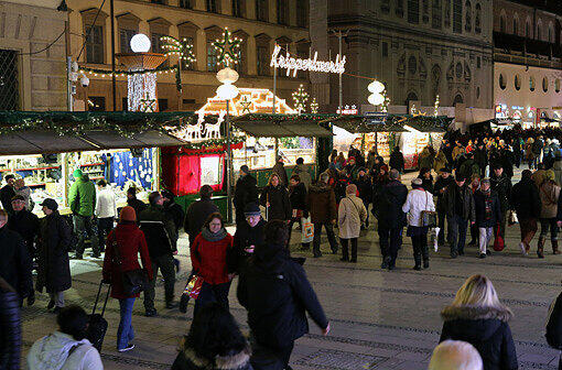 Ganz in der Nähe vom großen Christkindlmarkt auf dem Marienplatz liegt der Kripperlmarkt.