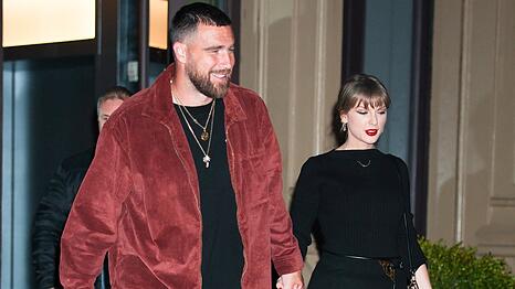 Travis Kelce und Taylor Swift am Donnerstagabend vor dem Memberclub Zero Bond.