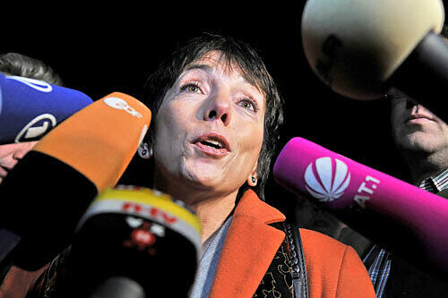 Noch immer Magnet aller Kameras und Mikrofone: Ex-Bischöfin Margot Käßmann in der Kreuther Kälte.