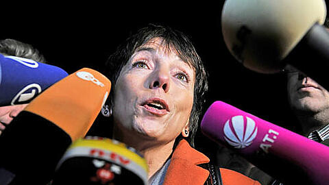 Noch immer Magnet aller Kameras und Mikrofone: Ex-Bischöfin Margot Käßmann in der Kreuther Kälte.