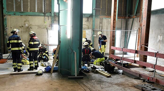 Ein 65-jähriger Bauarbeiter starb auf einer Baustelle in Sendling.