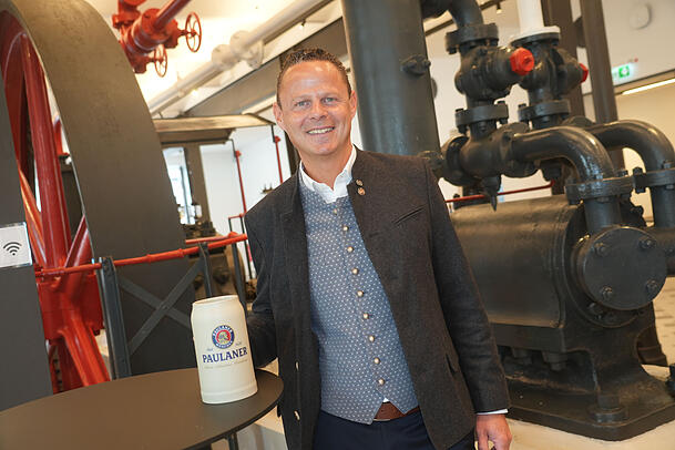 Paulaner-Chef Thomas Drossé freut sich auf die Zusammenarbeit mit dem Ehepaar Stiftl. Paulaner-Chef Thomas Drossé freut sich auf die Zusammenarbeit mit dem Ehepaar Stiftl.