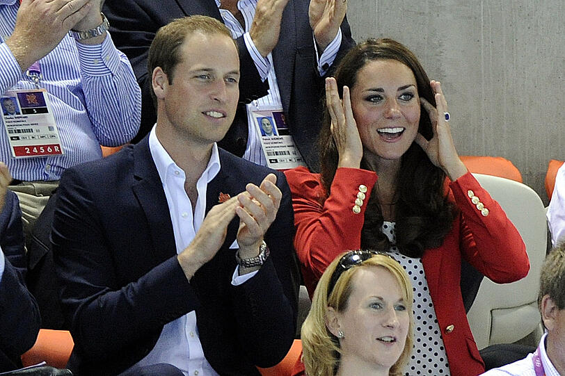 Was wären die olympischen Spiele ohne die Promis? Vor allem die jungen Royals waren während der zwei Wochen im Dauereinsatz. Insbesondere William, Kate und Prinz Harry sorgten für Aufregung, wo
auch immer sie auftauchten.