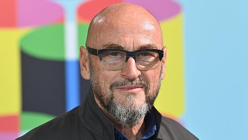 Jochen Schweizer überlässt vor seiner OP nichts dem Zufall. Jochen Schweizer überlässt vor seiner OP nichts dem Zufall.